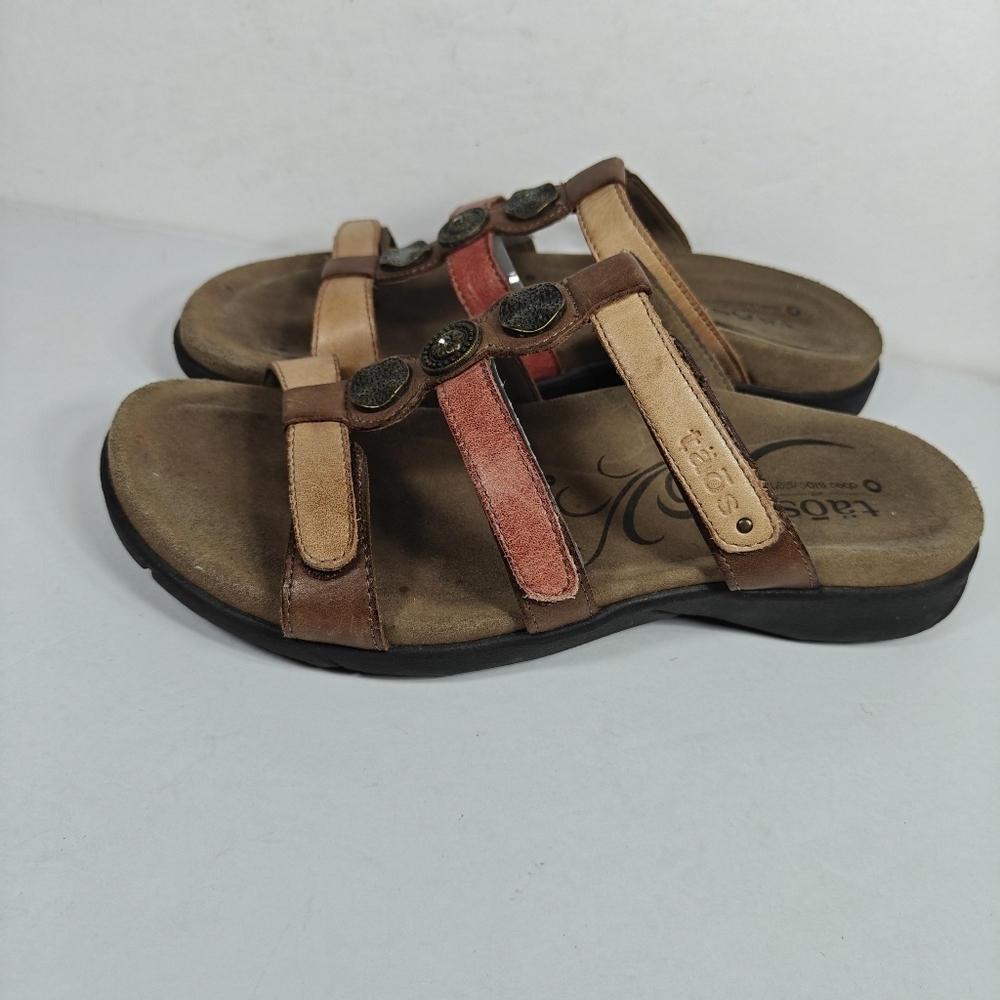 Taos Prize 4 Leather Sandals With Button Embellishment Strappy Womens Shoes Sz 9 - Picture 2 of 9